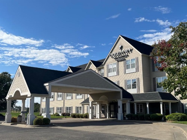 Country Inn & Suites by Radisson, Salina, KS image 19